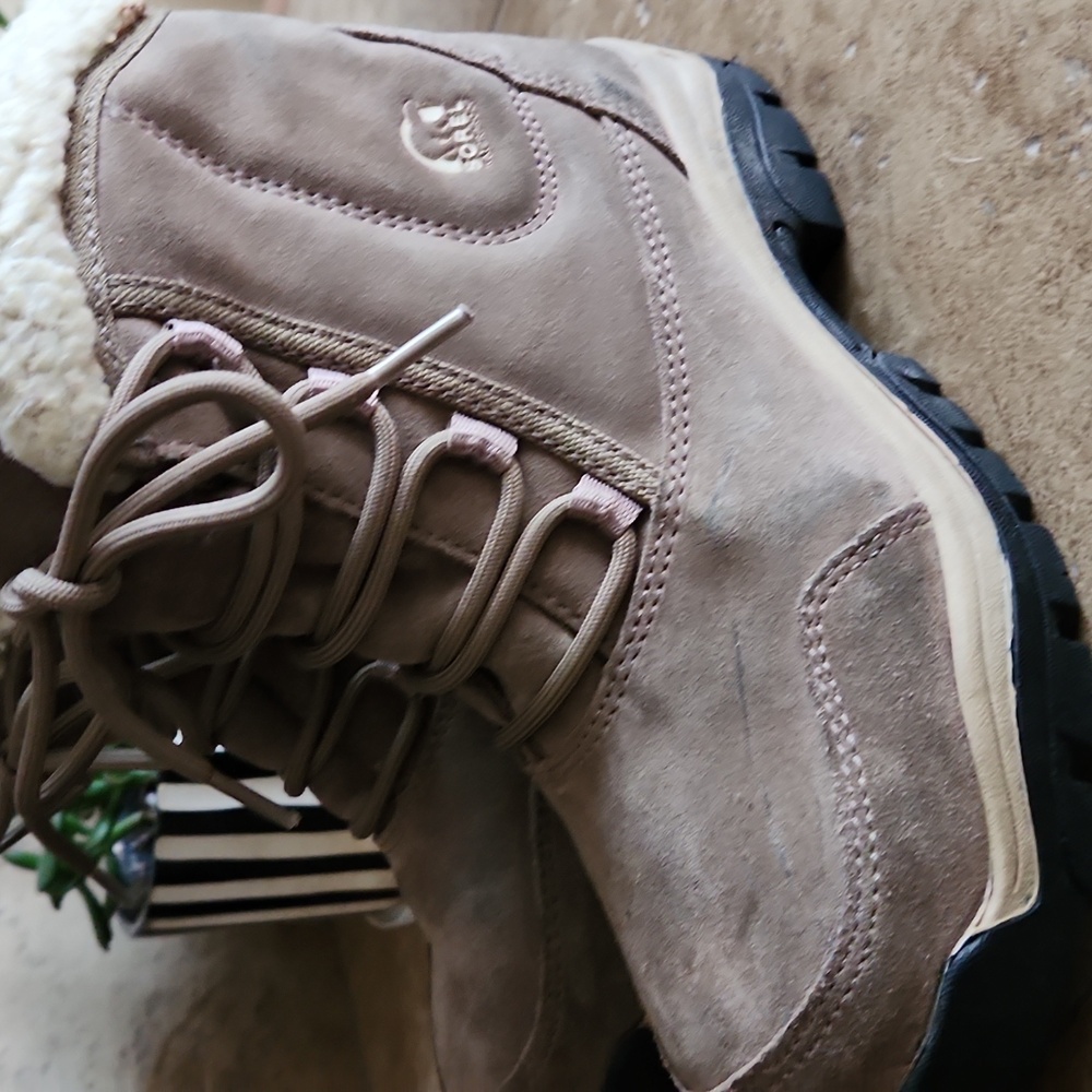 Sorel Brown and Cream Winter/hiking Boots Lace-Up Suede Womans Size 6 - Picture 3 of 15